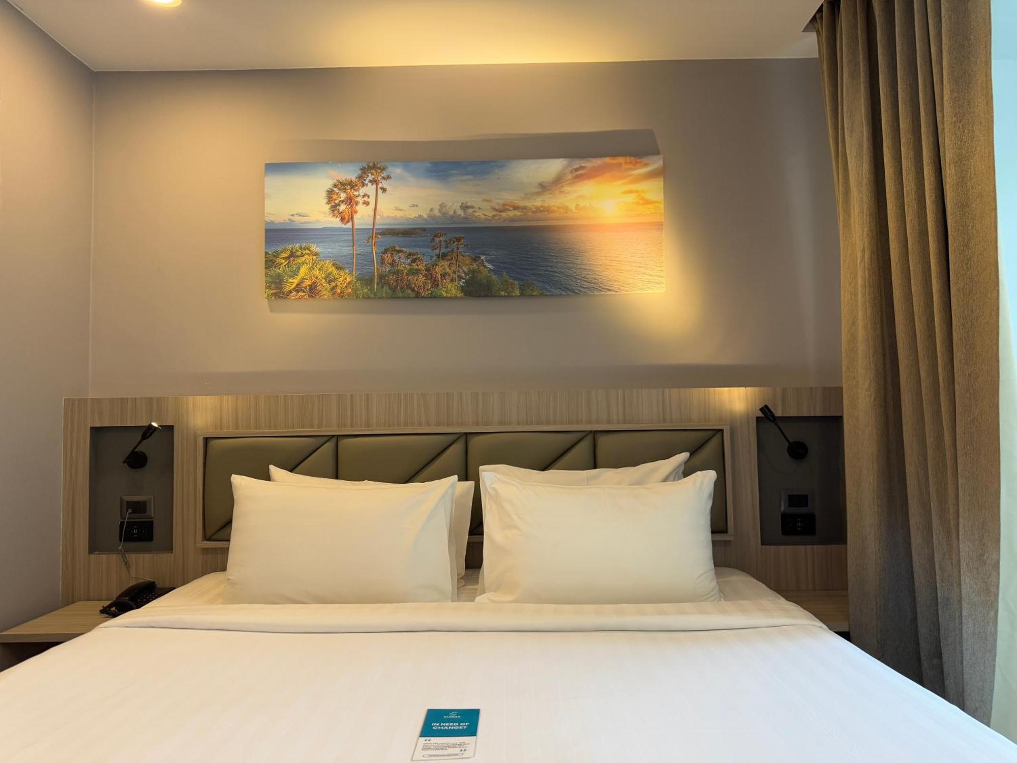 Clarian Hotel Beach Patong Kültér fotó