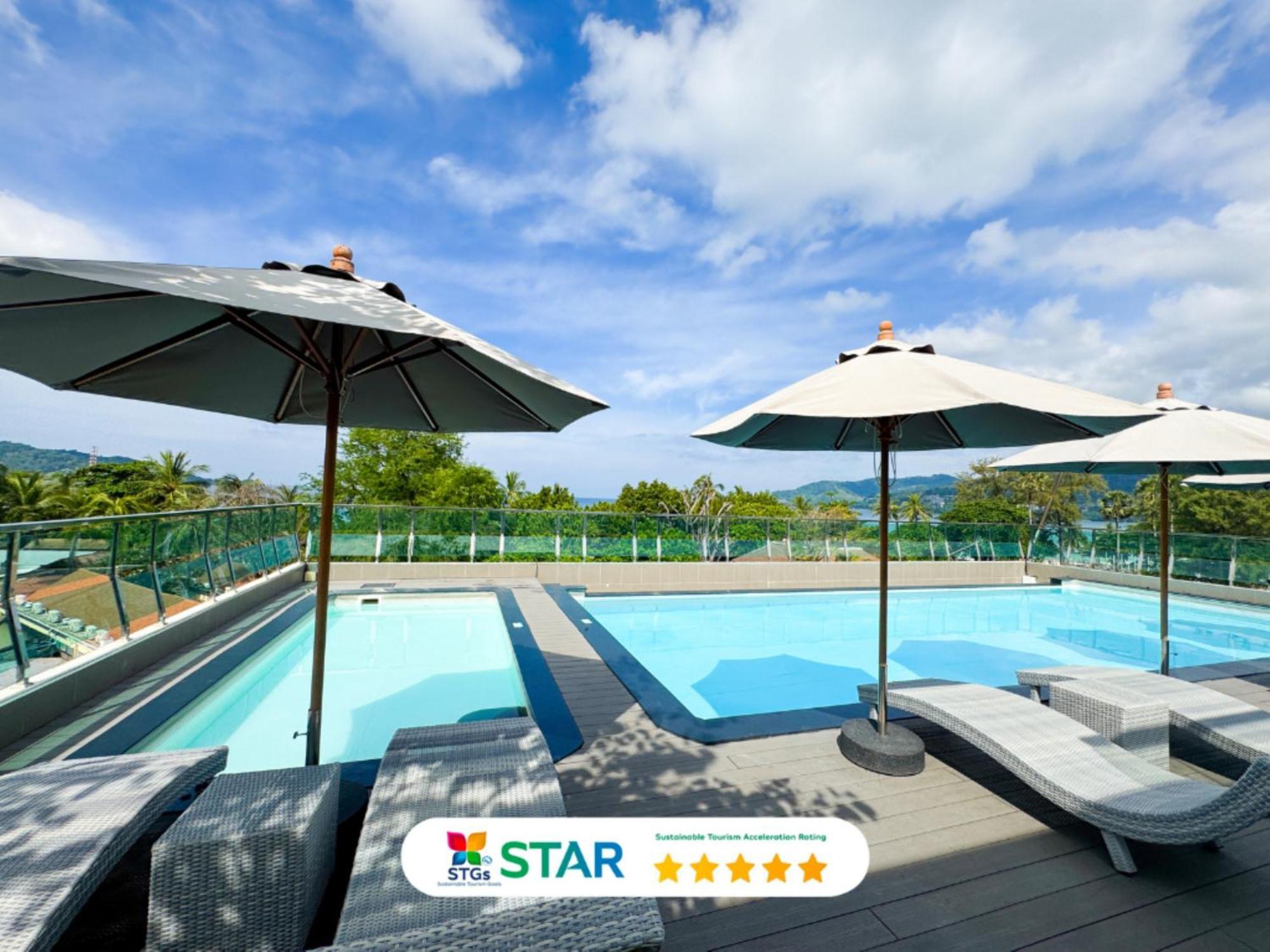 Clarian Hotel Beach Patong Kültér fotó